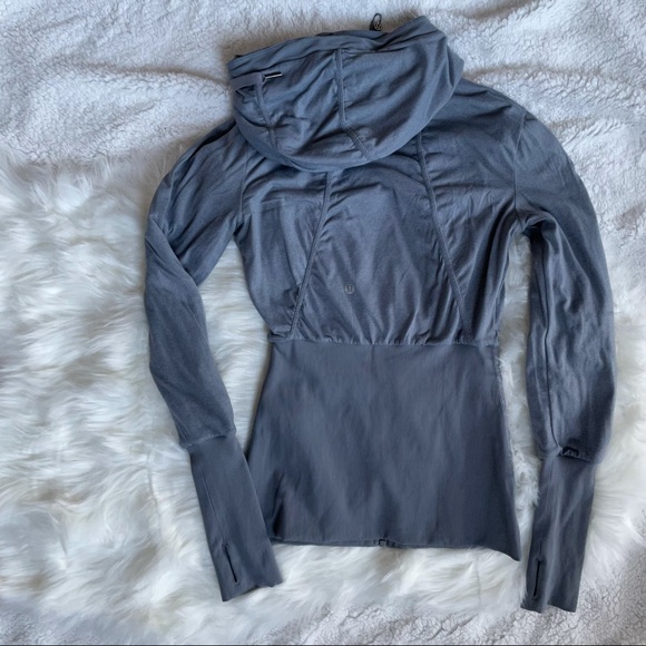 Lululemon Ruched Zip-up Wind Breaker - Picture 2 of 9